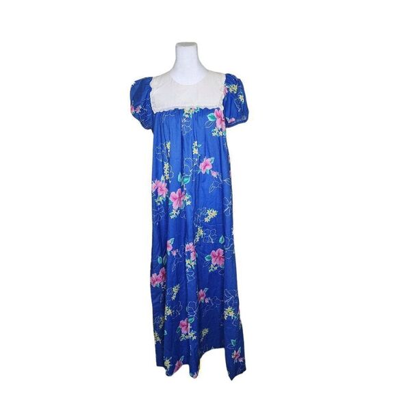 Vintage 70s Hawaiian Mumu Maxi Dress Womens Size M Blue Floral Eyelet Bib Front - Picture 1 of 7